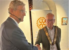 Presidentskifte og grillfest i Gjøvik Rotary.